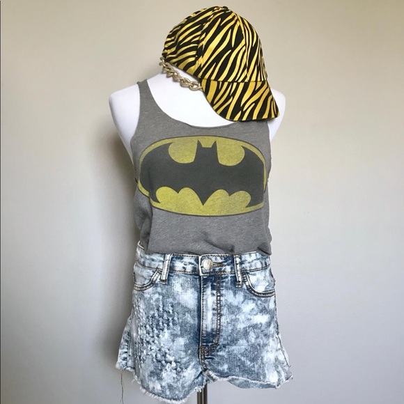 Vintage style retro Batman distressed tank top - Picture 2 of 7